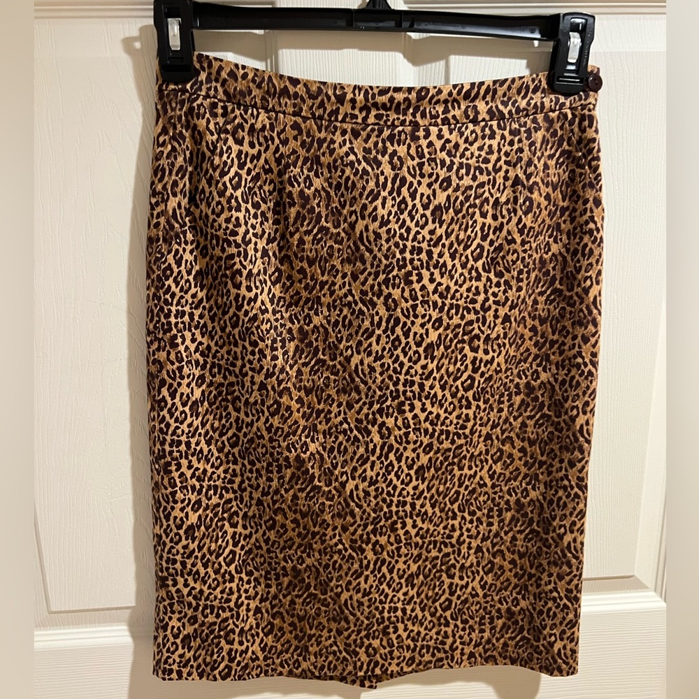 Leopard print pencil skirt size Small